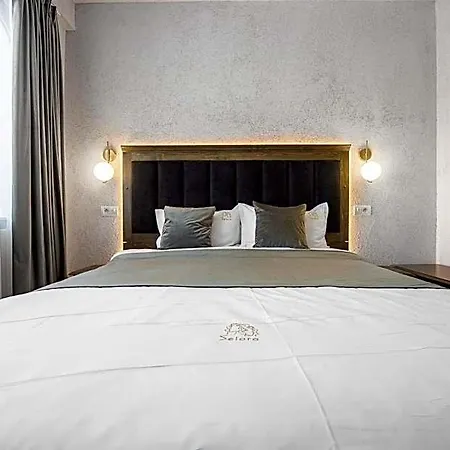 Selora Hotel